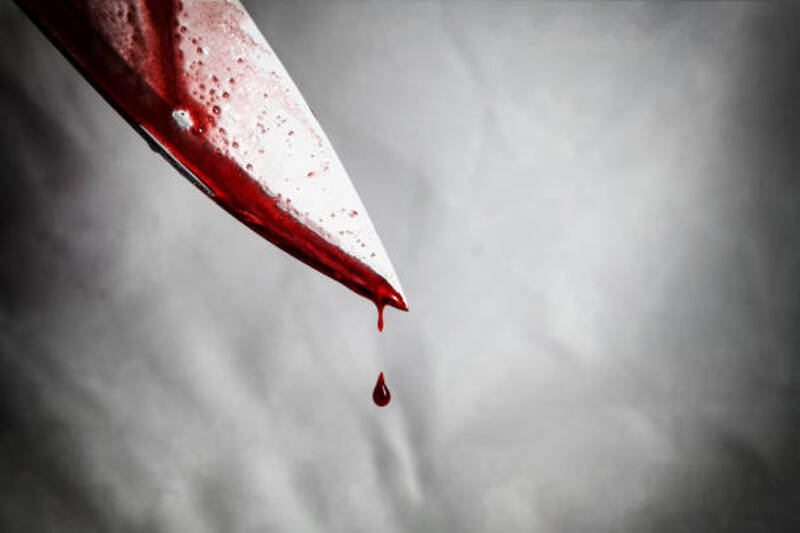 bloody-knife-612x612.jpg